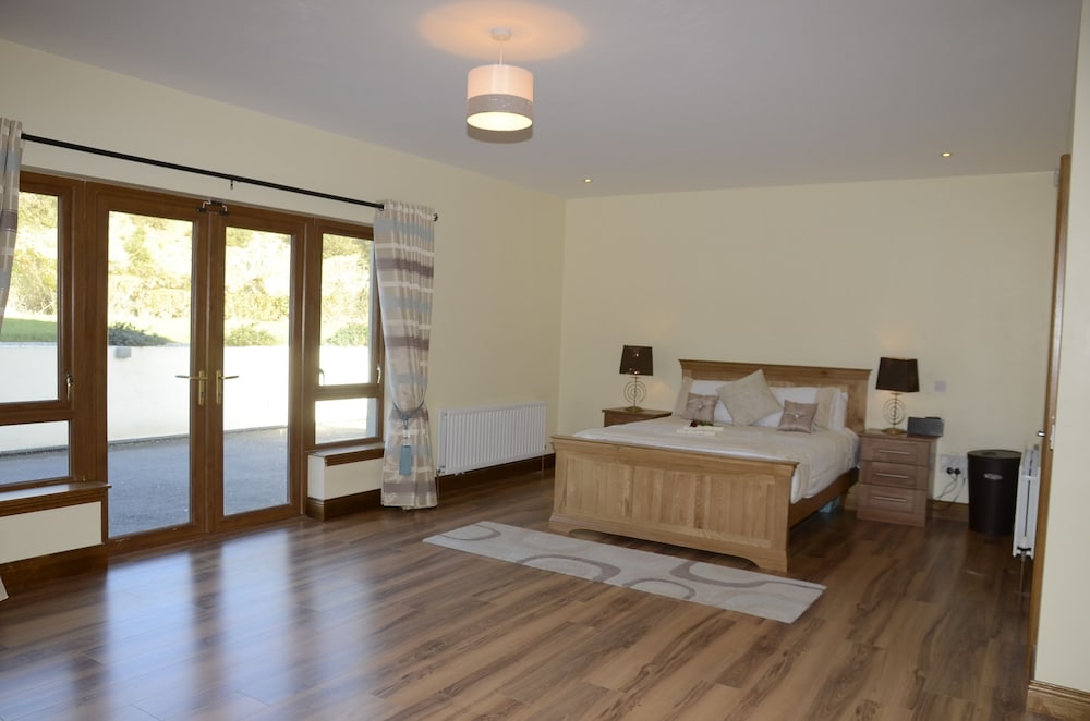 Inish Suite (Ground Floor) photo 1