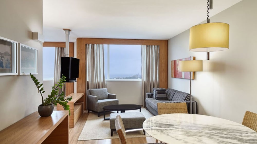 Club Suite, 1 Bedroom (Club Level) - Photo 6