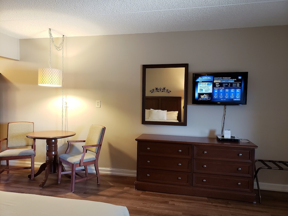 Deluxe Double Room, 2 Double Beds ( No Pets) photo 3