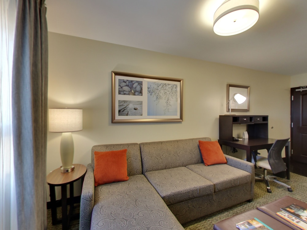 Suite, 2 Queen Beds, Accessible (Mobility, Accessible Tub)