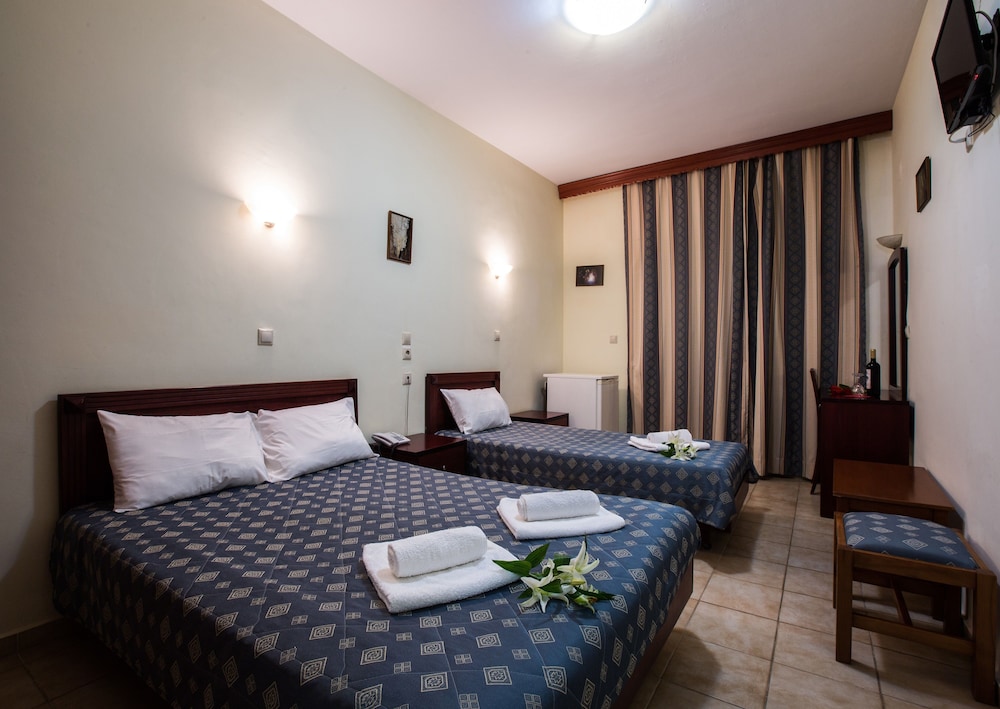 Standard Triple Room, Multiple Beds, Sea View