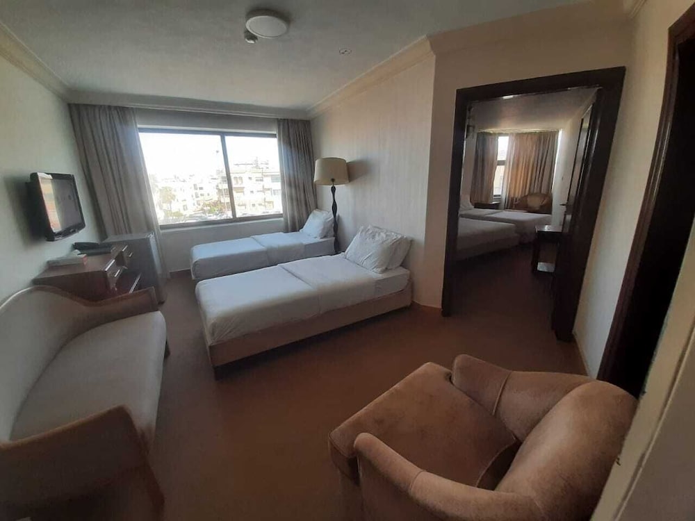 Classic Quadruple Room