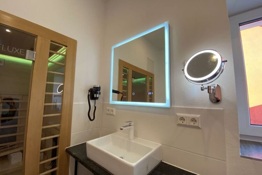 Apartment photo 2