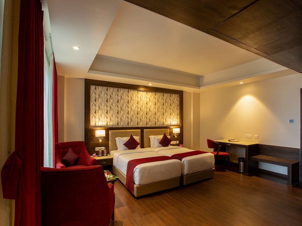 Premier Room, 1 Double Bed - Photo 30