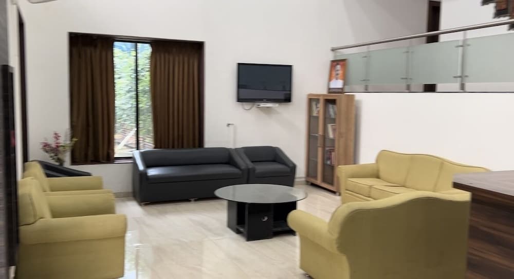 Luxury Room photo 2