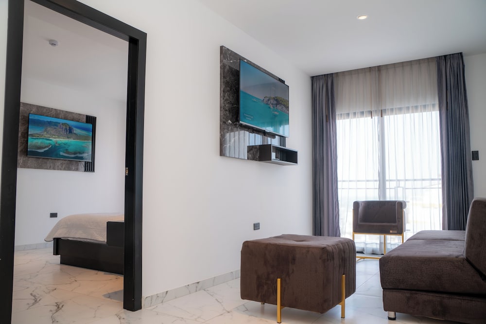 Deluxe Studio Suite photo 1