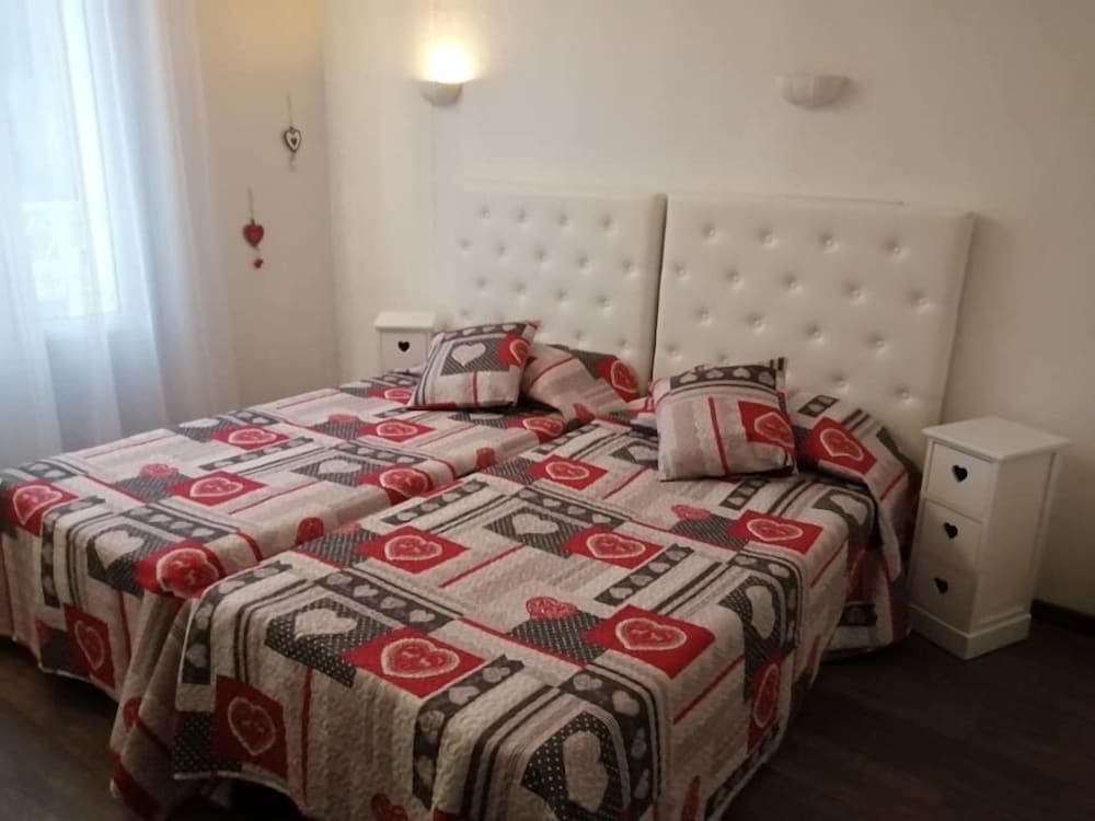 Double or Twin Room photo 1