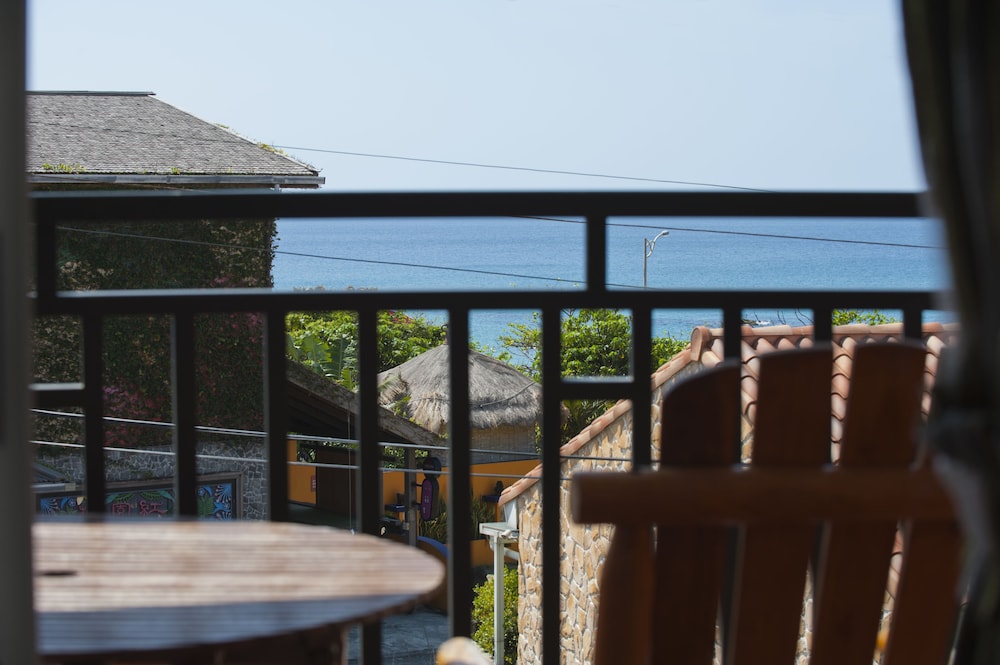 Sea view Quadruple Room - Photo 5