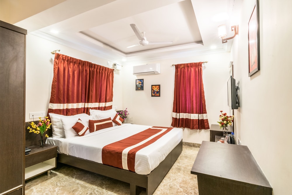Deluxe Double Room, 1 Double Bed, Non Smoking, City View