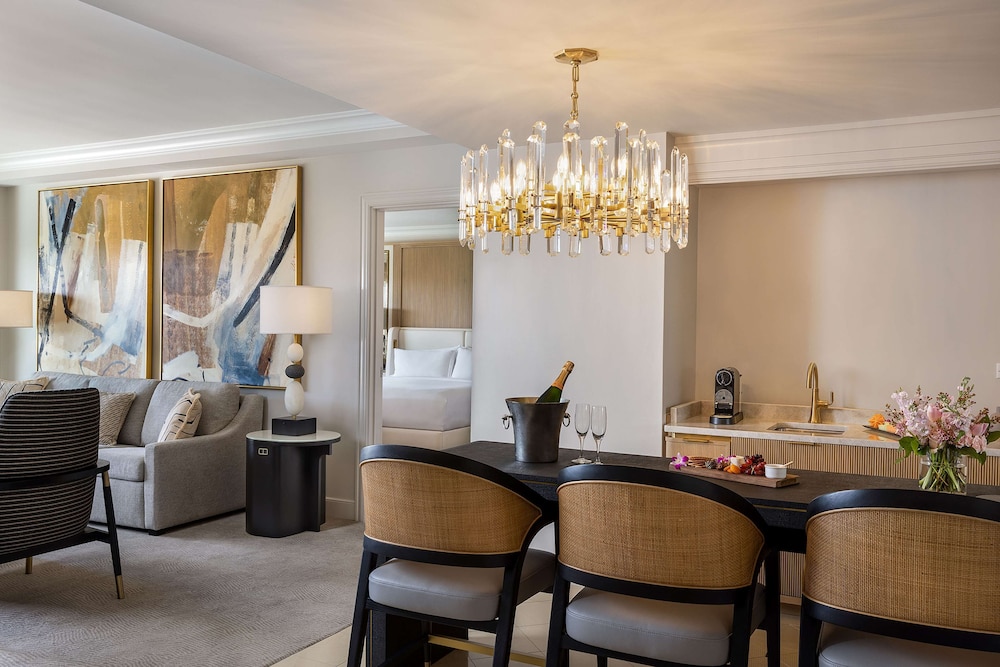 Suite, 2 Bedrooms, Non Smoking (Chairman's)