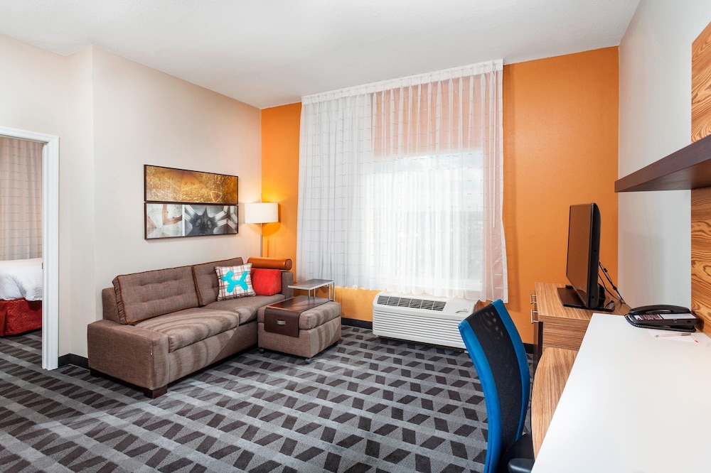 Suite, 1 Bedroom (Mobility Accessible, Roll-In Shower), photo 6
