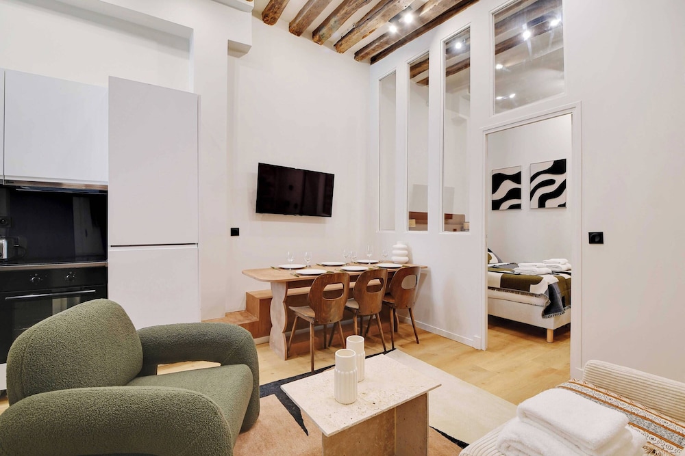 Apartment photo 3
