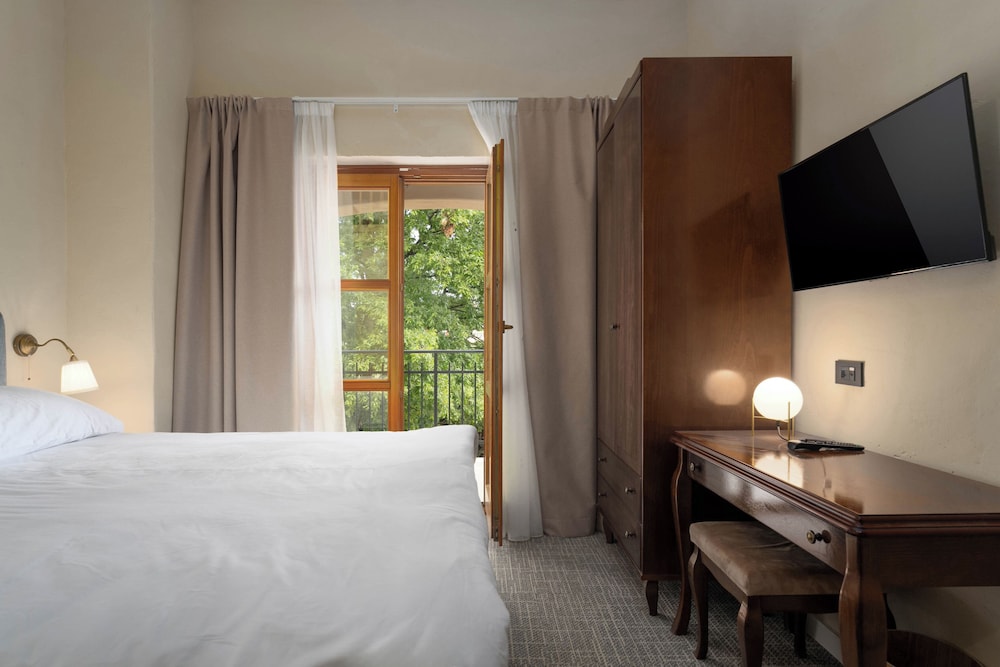 Standard Triple Room, Balcony
