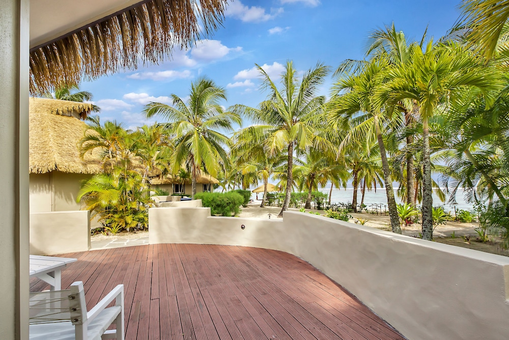 One Bedroom Beach Front Villa