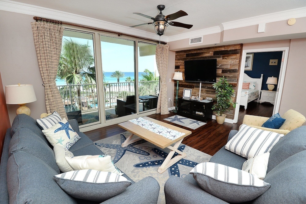 Condo, 1 Bedroom