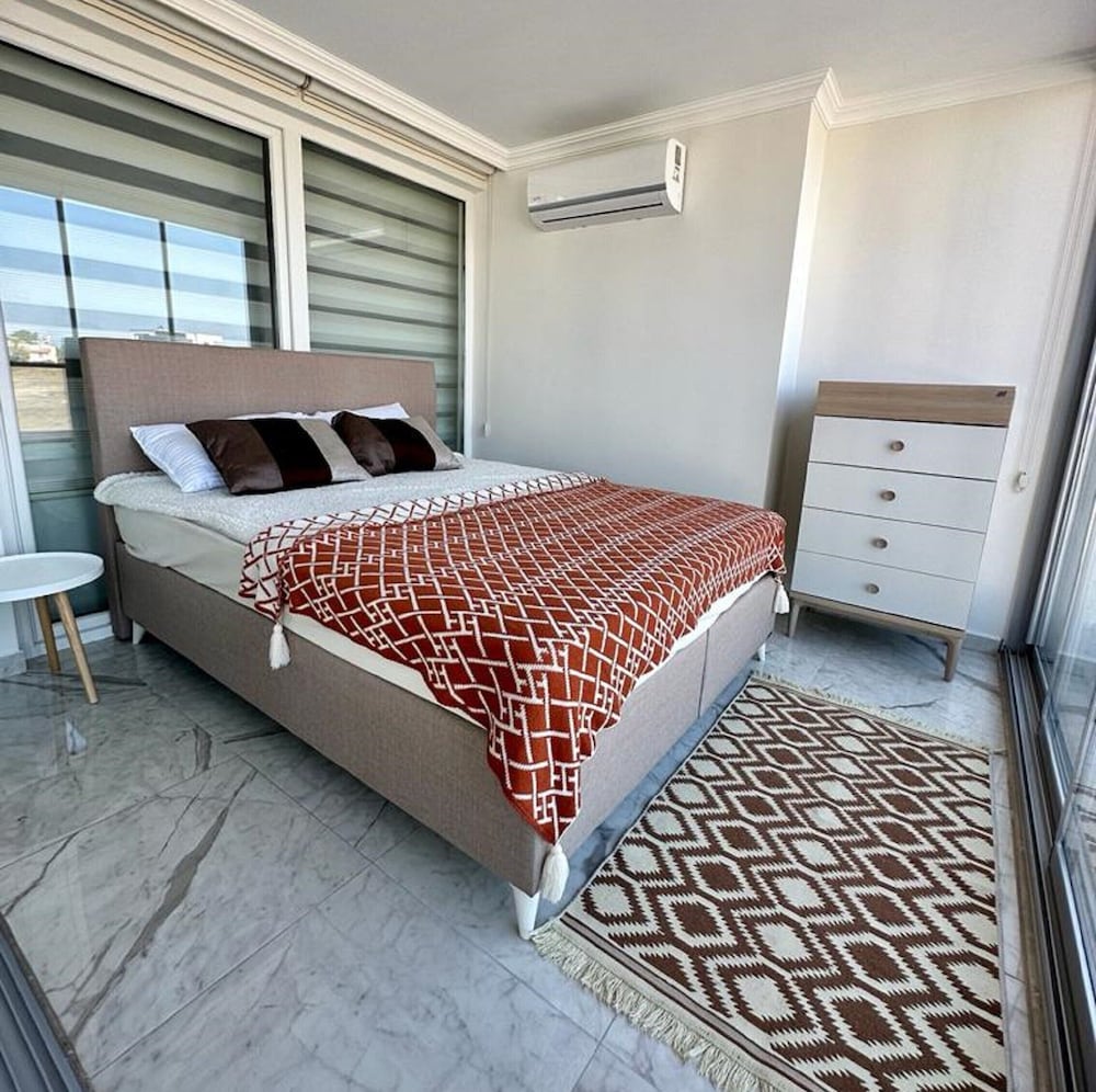 Apartment, 2 Bedrooms, Accessible, Smoking