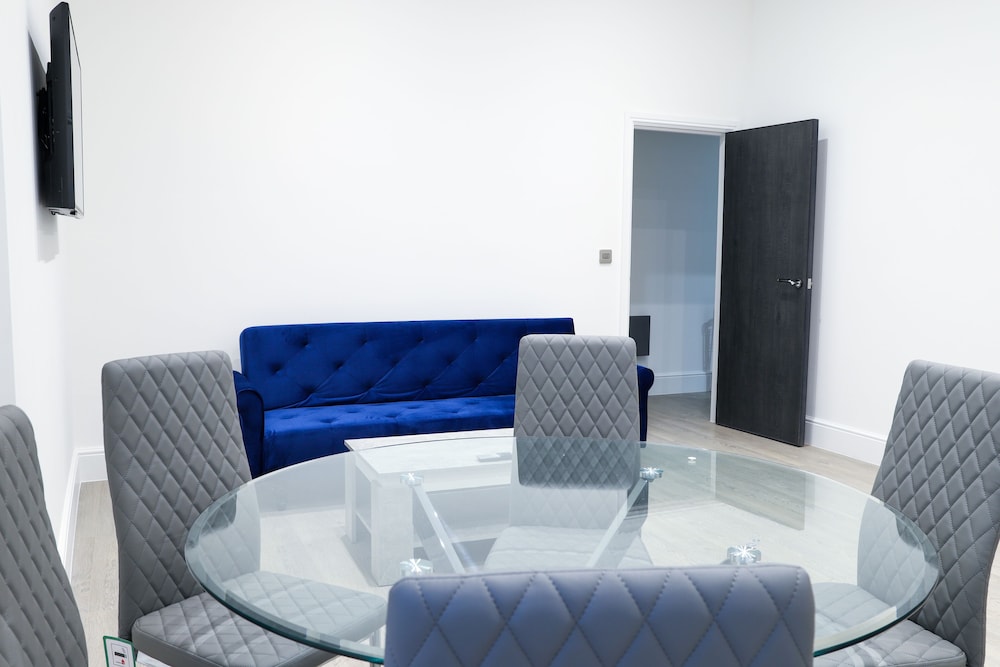 Apartment, 2 Bedrooms - Photo 15