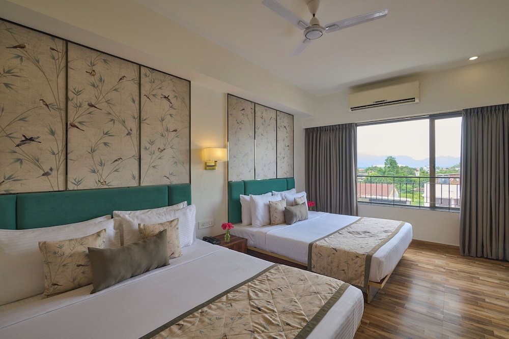 Superior Quadruple Room photo 2