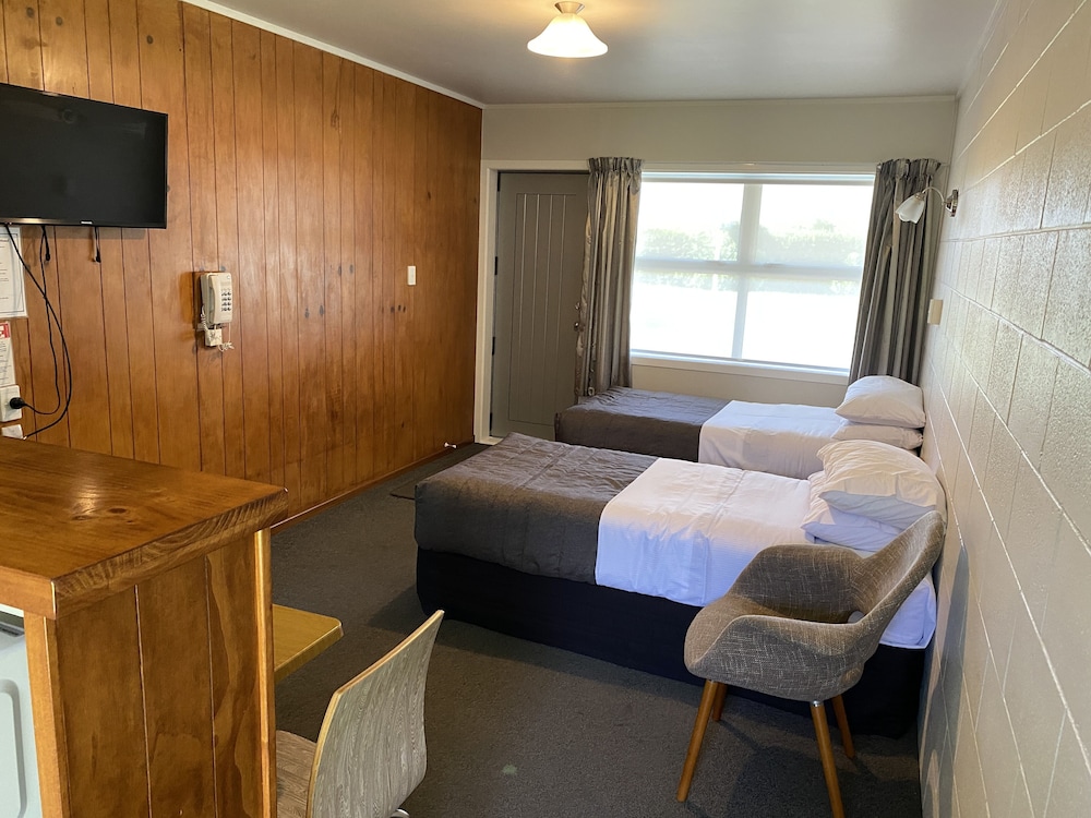 1 Bedroom Family Unit photo 1