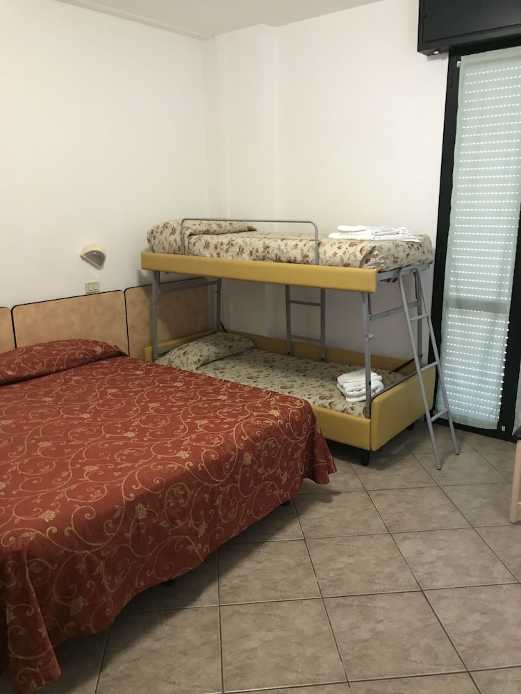Quadruple Room photo 1