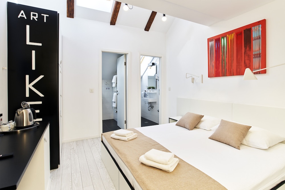 Comfort Double or Twin Room photo 3