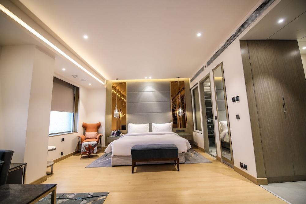 Classic Suite Classic Suite