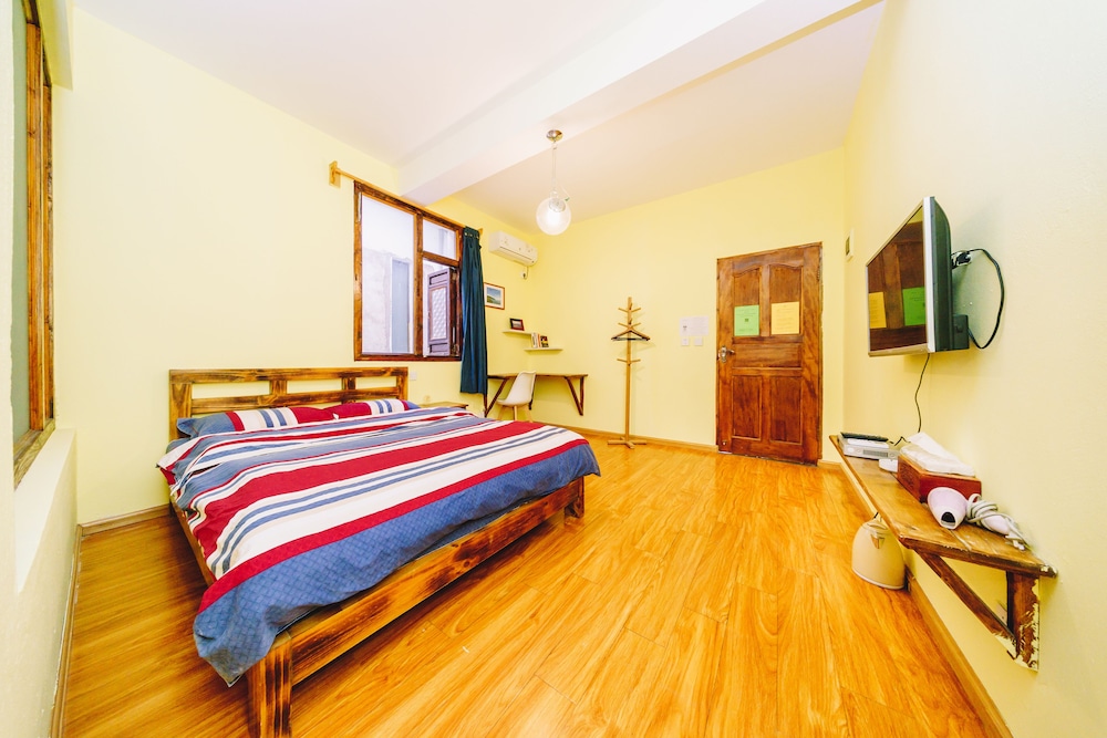 Economy Double Room photo 1