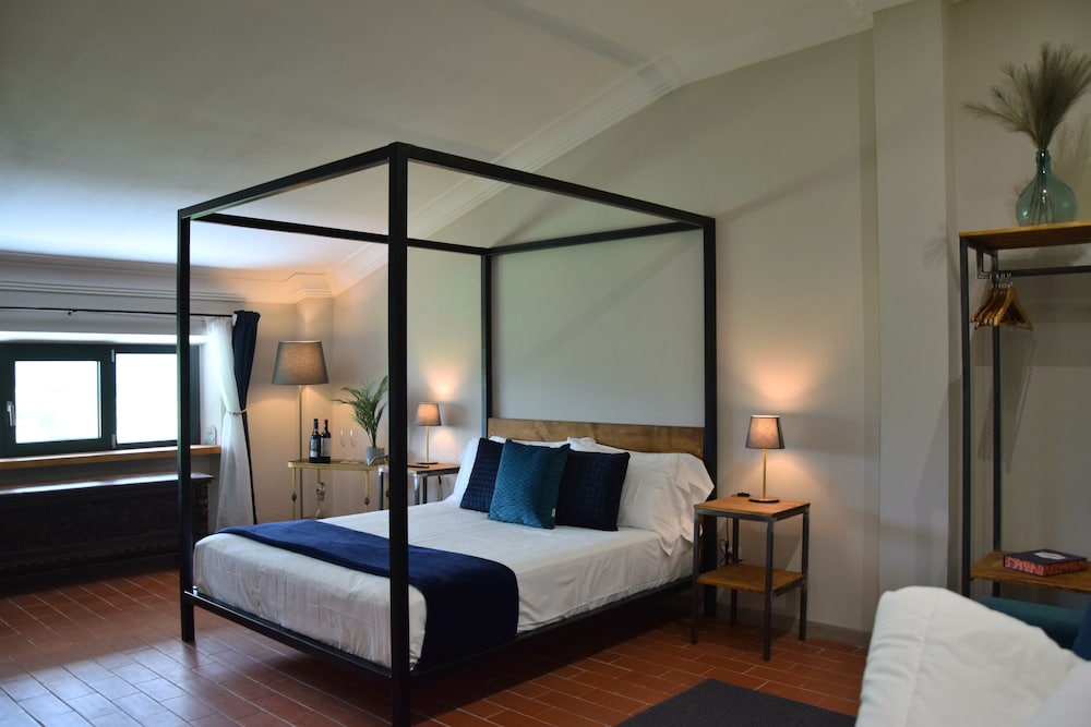 Deluxe Room - Photo 1