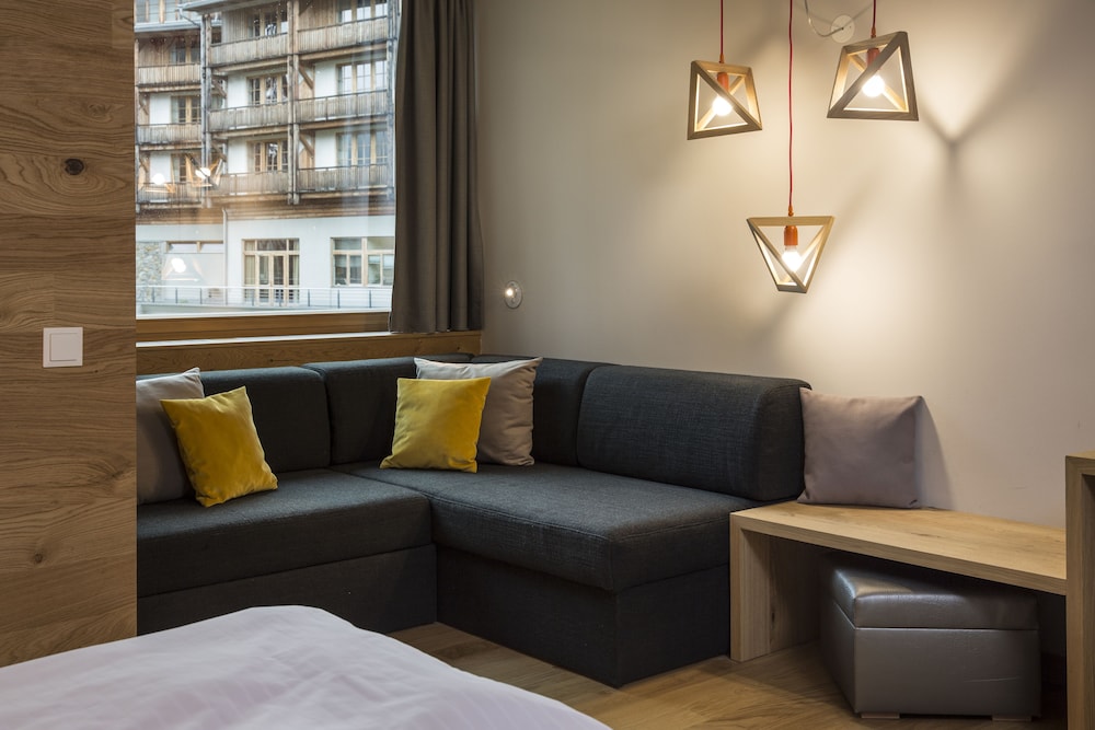 Deluxe Room, 1 Double Bed with Sofa bed, Balcony photo 3