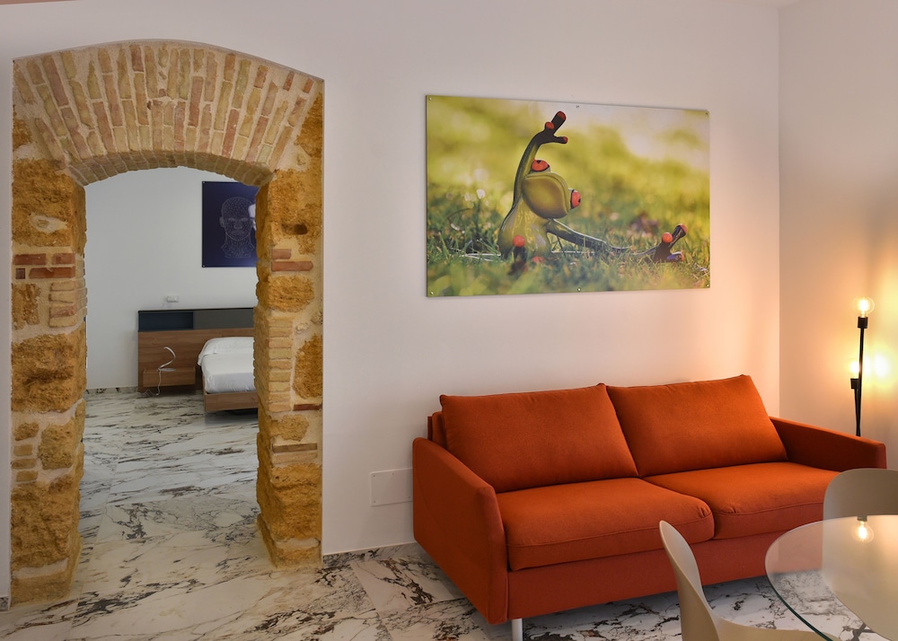 Deluxe Apartment, 1 Bedroom, Annex Building - Photo 8