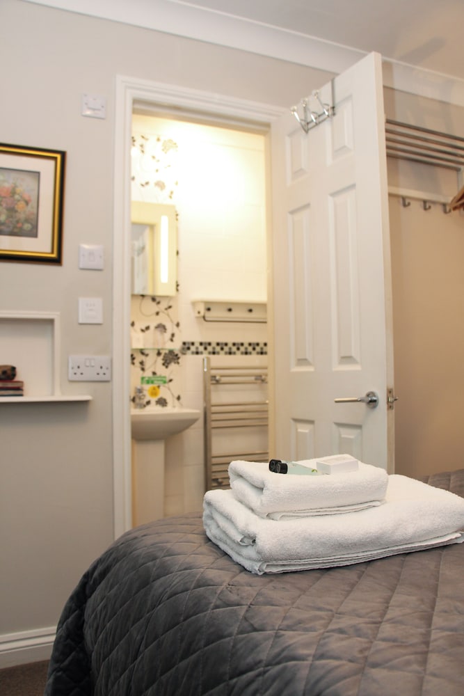 Standard Room, 1 Double Bed - Photo 12