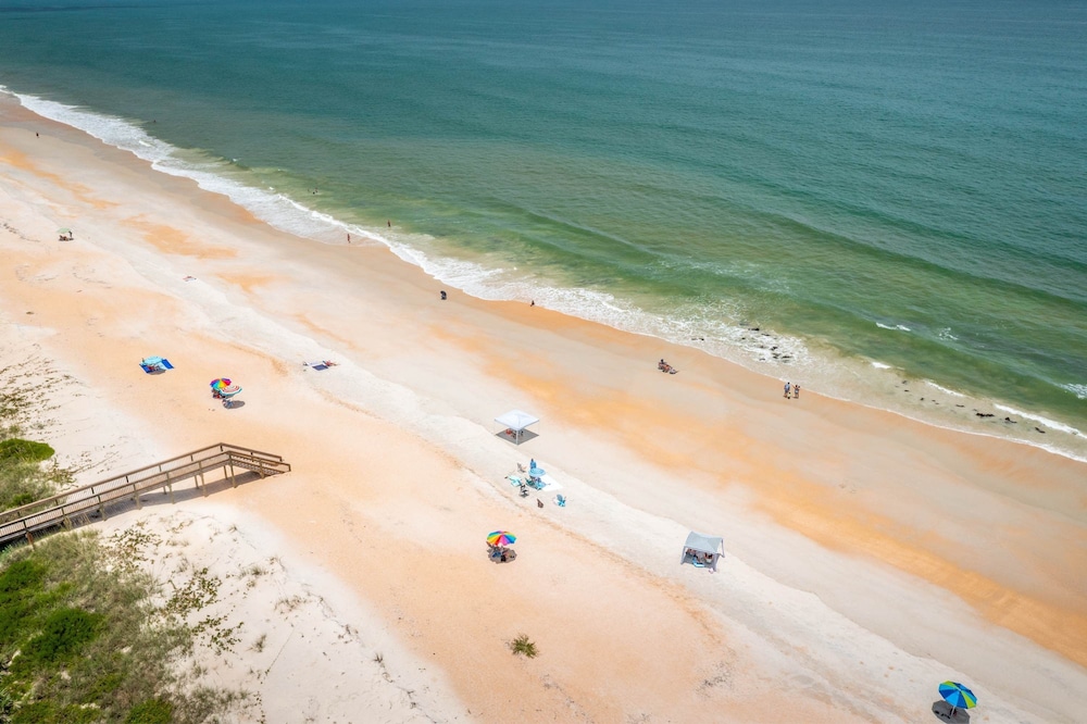 4BR Coastal Pool Cottage Golf Cart Kayaks, Photo 3