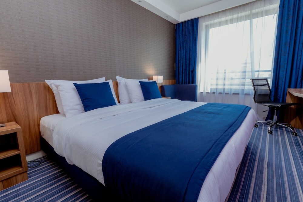 Standard Double Room, 1 Queen Bed