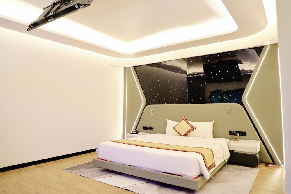 Double Room - Photo 6