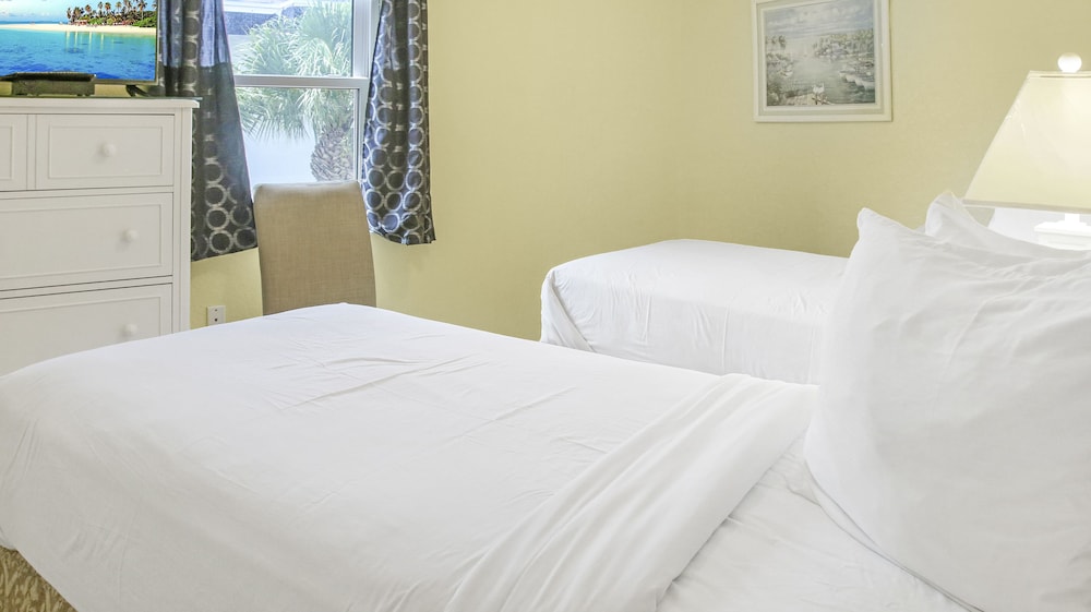 Superior Condo, 2 Bedrooms, Beachfront (Gulf Front) photo 2