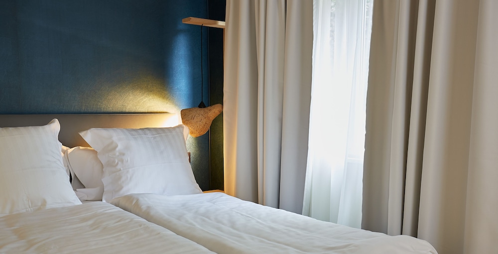 Panoramic Suite, Private Pool, Sea View (Emilie) photo 2