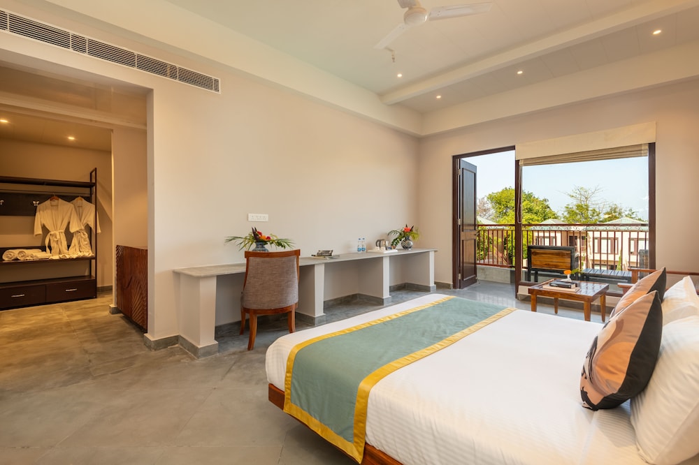 Premium Regal Room photo 2