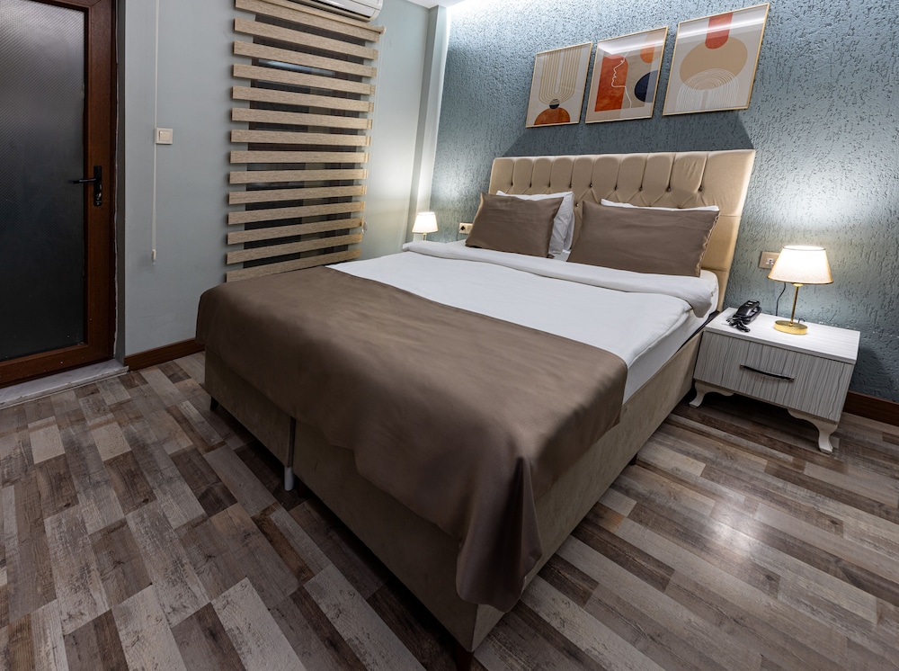 Superior Double Room Single Use photo 3