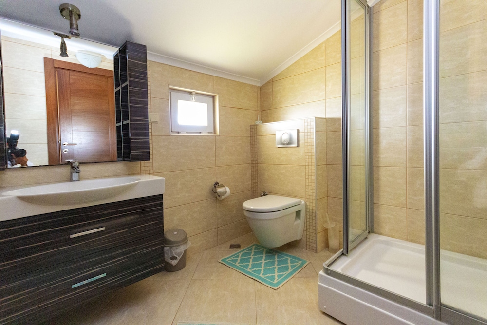 Villa, 4 Bedrooms photo 2