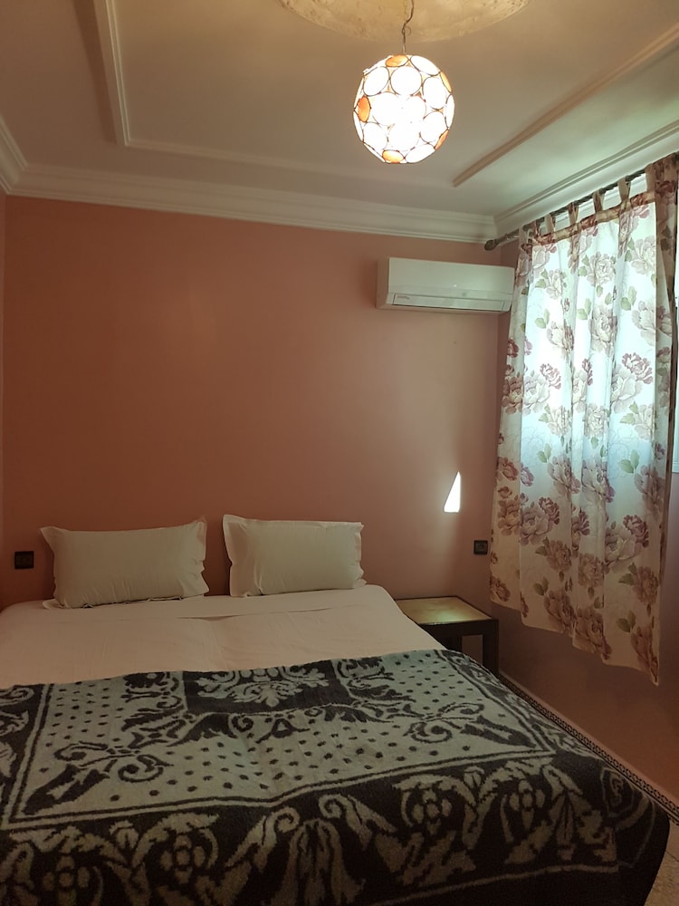 Basic Apartment, 1 Bedroom photo 2