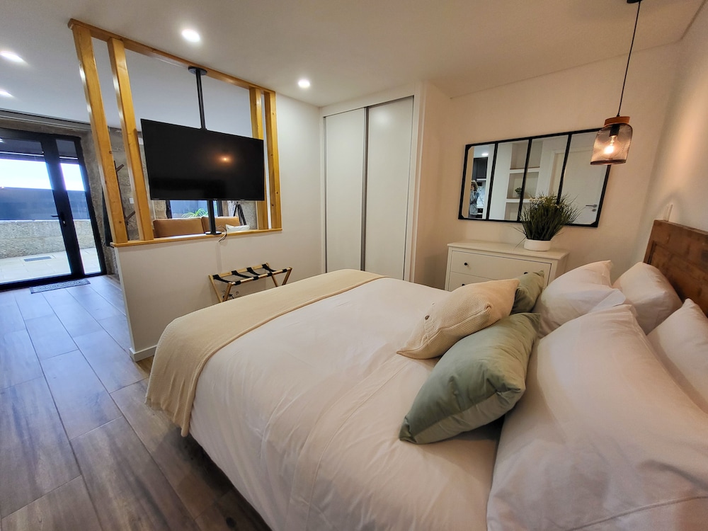 Exclusive Studio Suite, 1 Bedroom, Patio photo 3