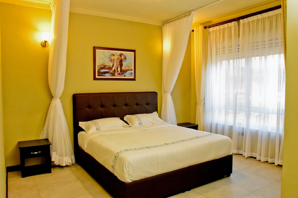 Family Apartment, 2 Bedrooms, Accessible, Hill View