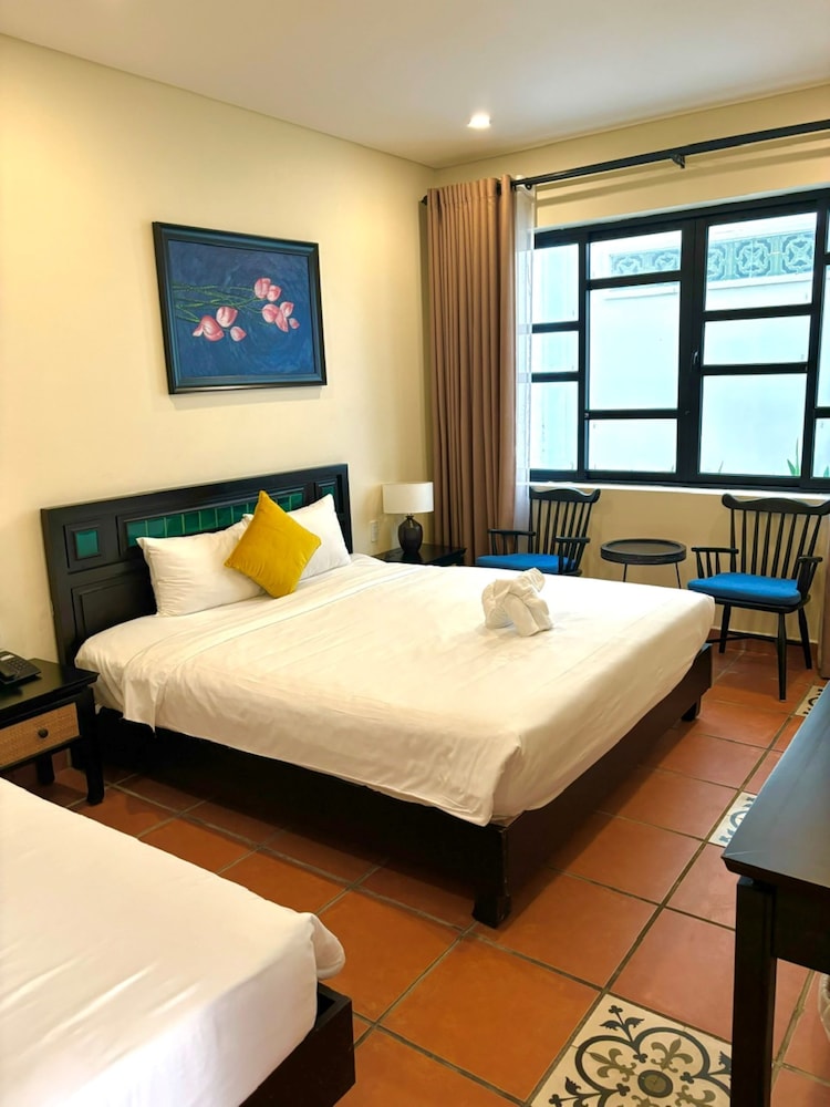 Quadruple Room - Photo 6