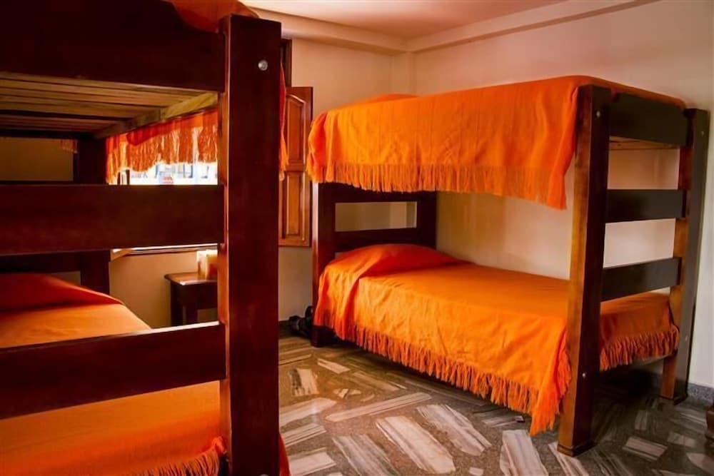 Cabin (6 Pax)