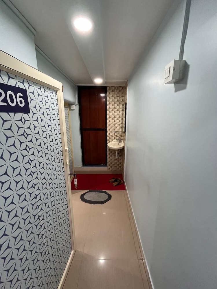 Standard Triple Room photo 3