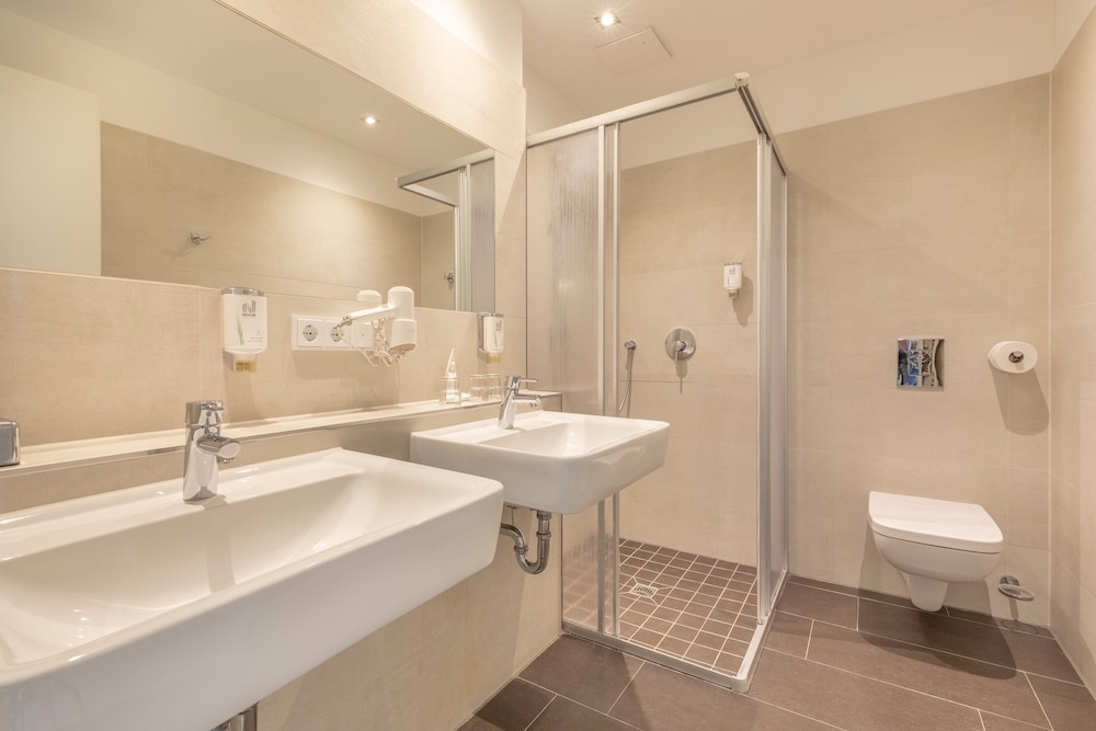 Double Room (Design for 3) photo 3