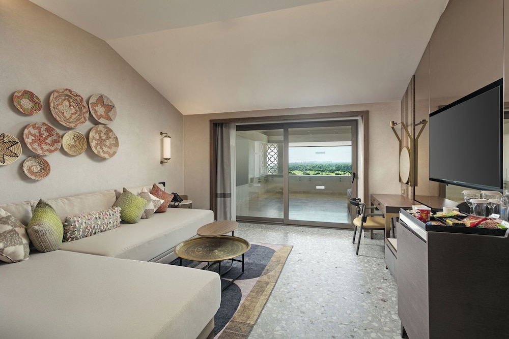 Family Roof Suite with Jacuzzi photo 2