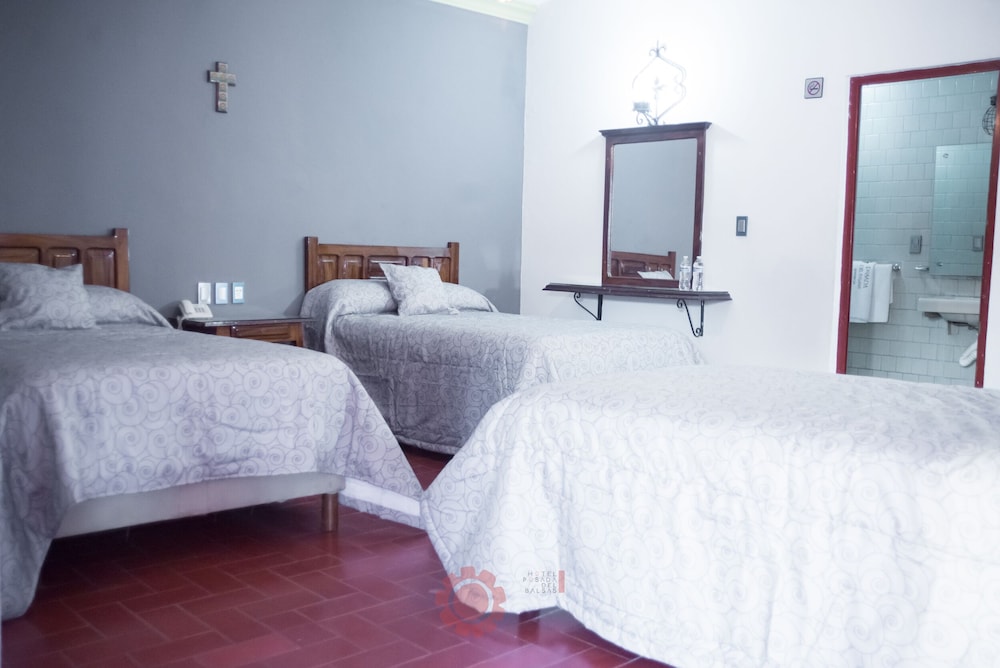 Business Triple Room, 1 Bedroom photo 3