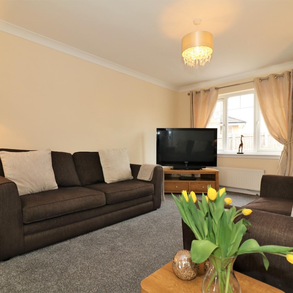 Apartment photo 2