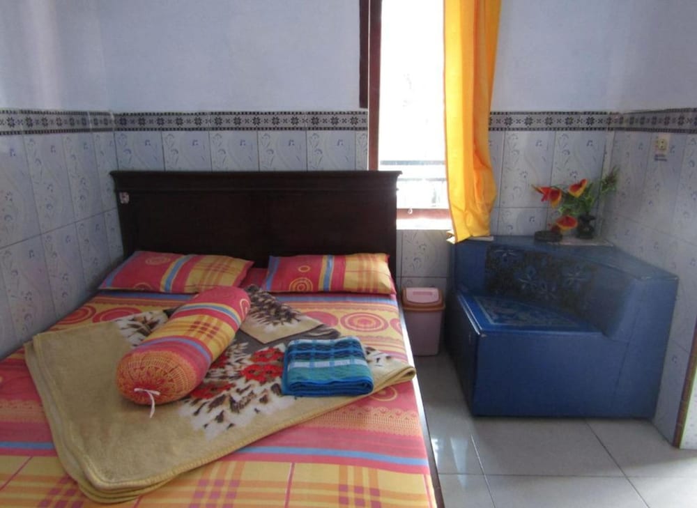 Economy Room photo 1